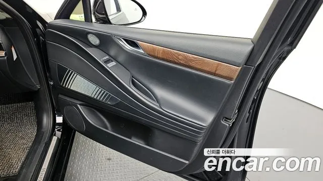 2022 Genesis Electrified G80 (RG3) e-AWD Sold VIN KMTGE411PNU000995 – undercarriage