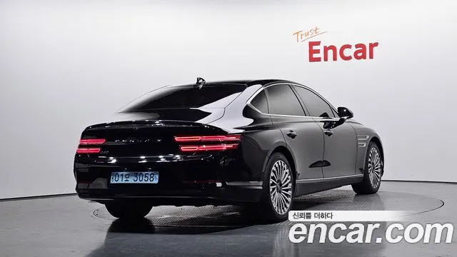 2022 Genesis Electrified G80 (RG3) e-AWD Sold VIN KMTGE411PNU000995 – photo 16