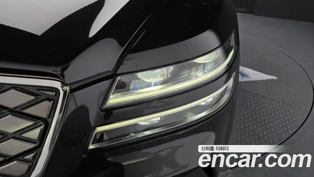 2022 Genesis Electrified G80 (RG3) e-AWD Sold VIN KMTGE411PNU001037 – photo 29