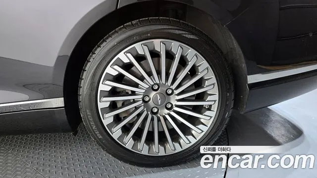 2022 Genesis Electrified G80 (RG3) e-AWD Sold VIN KMTGE411PNU001037 – photo 32