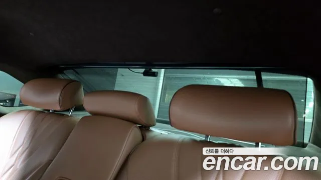 2022 Genesis Electrified G80 (RG3) e-AWD Sold VIN KMTGE411PNU001837 – dashboard