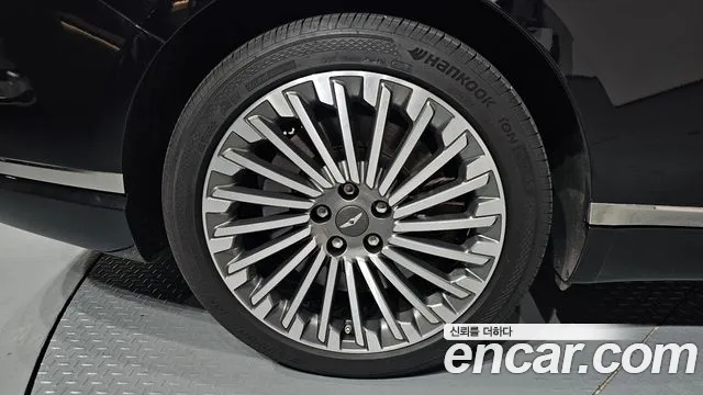2022 Genesis Electrified G80 (RG3) e-AWD Sold VIN KMTGE411PNU002317 – photo 18 2022 Genesis Electrified G80 (RG3) e-AWD Sold VIN KMTGE411PNU002317 – photo 18