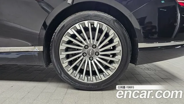 2022 Genesis Electrified G80 (RG3) e-AWD Sold VIN KMTGE411PNU002332 – odometer reading