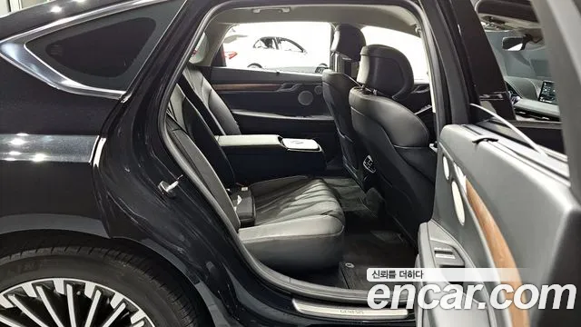 2022 Genesis Electrified G80 (RG3) e-AWD Sold VIN KMTGE411PNU004817 – photo 18