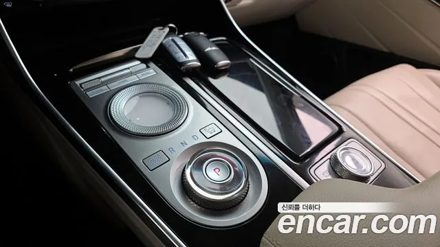 2020 Genesis GV80 2.5T Gasoline 2WD Sold VIN KMTHA81BBLU016070 – front exterior 2020 Genesis GV80 2.5T Gasoline 2WD Sold VIN KMTHA81BBLU016070 – front exterior
