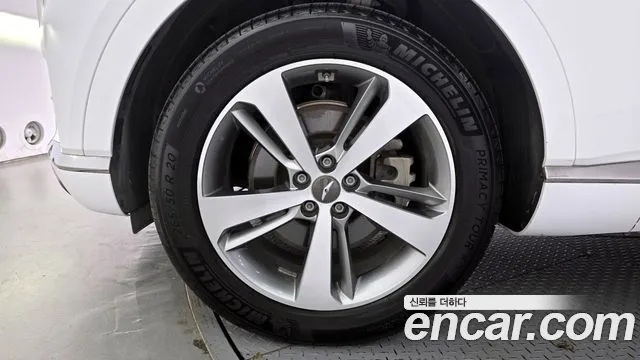 2020 Genesis GV80 2.5T Gasoline 2WD Sold VIN KMTHA81BBLU016070 – side profile 2020 Genesis GV80 2.5T Gasoline 2WD Sold VIN KMTHA81BBLU016070 – side profile