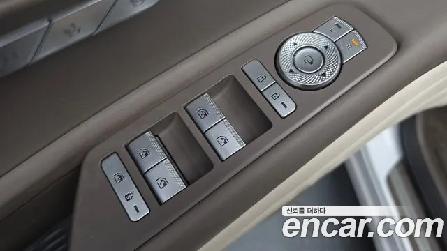 2020 Genesis GV80 2.5T Gasoline 2WD Sold VIN KMTHA81BBLU024809 – side profile 2020 Genesis GV80 2.5T Gasoline 2WD Sold VIN KMTHA81BBLU024809 – side profile