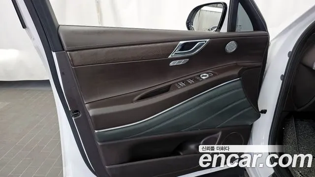 2020 Genesis GV80 2.5T Gasoline 2WD Sold VIN KMTHA81BBLU032425 – side profile 2020 Genesis GV80 2.5T Gasoline 2WD Sold VIN KMTHA81BBLU032425 – side profile