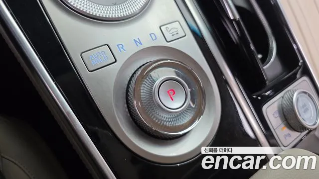 2020 Genesis GV80 2.5T Gasoline 2WD Sold VIN KMTHA81BBLU039995 – trunk area 2020 Genesis GV80 2.5T Gasoline 2WD Sold VIN KMTHA81BBLU039995 – trunk area