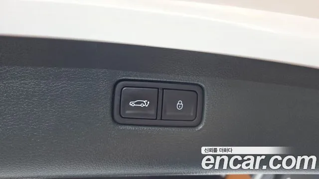 2024 Genesis GV80 2.5T Gasoline 2WD Sold VIN KMTHA81BBRU214911 – trunk area 2024 Genesis GV80 2.5T Gasoline 2WD Sold VIN KMTHA81BBRU214911 – trunk area