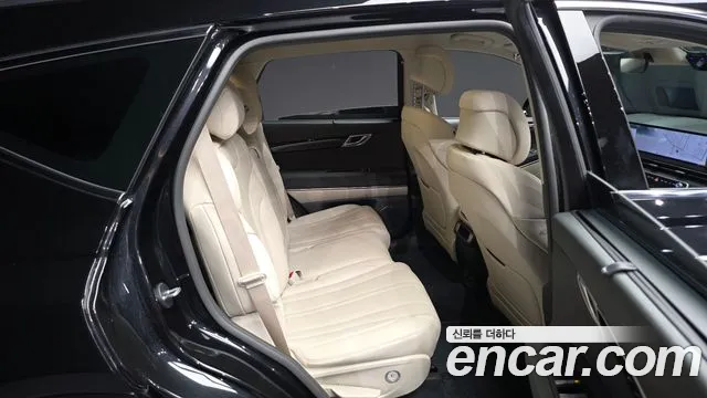 2025 Genesis GV80 2.5T Gasoline 2WD Sold VIN KMTHA81BBSU252485 – interior seats 2025 Genesis GV80 2.5T Gasoline 2WD Sold VIN KMTHA81BBSU252485 – interior seats