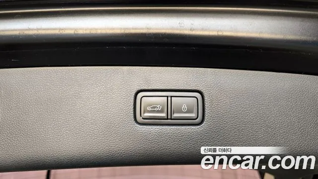 2022 Genesis GV80 2.5T Gasoline AWD Sold VIN KMTHA81BDNU082901 – dashboard