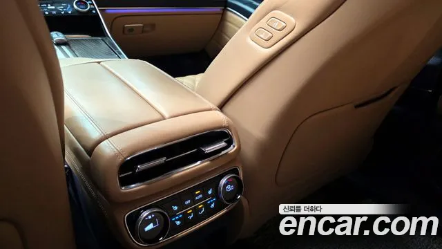 2022 Genesis GV80 2.5T Gasoline AWD Sold VIN KMTHA81BDNU090880 – exterior detail 2022 Genesis GV80 2.5T Gasoline AWD Sold VIN KMTHA81BDNU090880 – exterior detail