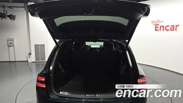 2022 Genesis GV80 2.5T Gasoline AWD Sold VIN KMTHA81BDNU112889 – rear exterior 2022 Genesis GV80 2.5T Gasoline AWD Sold VIN KMTHA81BDNU112889 – rear exterior