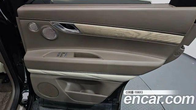 2022 Genesis GV80 2.5T Gasoline AWD Sold VIN KMTHA81BDNU116615 – trunk area