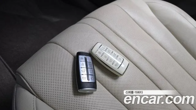2022 Genesis GV80 2.5T Gasoline AWD Sold VIN KMTHA81BDNU129130 – photo 12 2022 Genesis GV80 2.5T Gasoline AWD Sold VIN KMTHA81BDNU129130 – photo 12