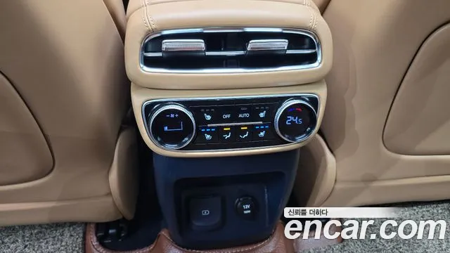 2023 Genesis GV80 2.5T Gasoline AWD Sold VIN KMTHA81BDPU161684 – dashboard 2023 Genesis GV80 2.5T Gasoline AWD Sold VIN KMTHA81BDPU161684 – dashboard