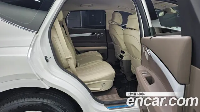 2023 Genesis GV80 2.5T Gasoline AWD Sold VIN KMTHA81BDPU167153 – trunk area