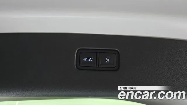 2024 Genesis GV80 2.5T Gasoline AWD Sold VIN KMTHA81BDRU193754 – interior seats