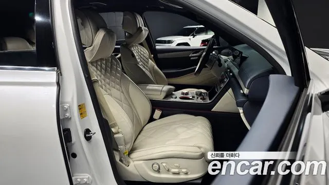 2024 Genesis GV80 2.5T Gasoline AWD Sold VIN KMTHA81BDRU202609 – trunk area