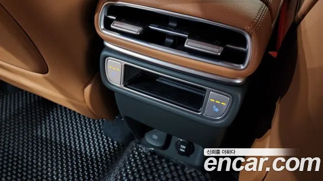 2024 Genesis GV80 2.5T Gasoline AWD Sold VIN KMTHA81BDRU206044 – interior seats