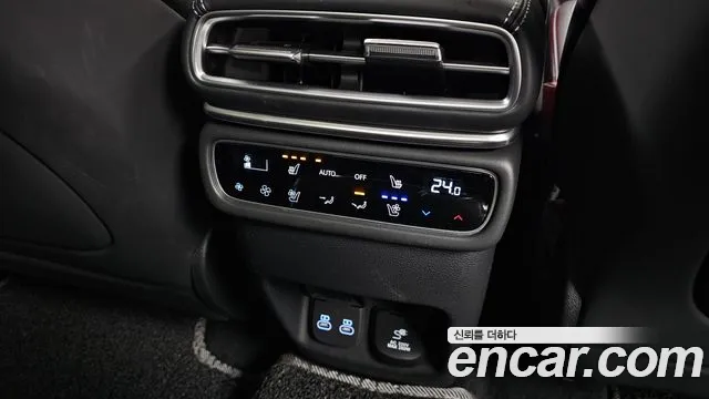 2024 Genesis GV80 2.5T Gasoline AWD Sold VIN KMTHA81BDRU207138 – trunk area 2024 Genesis GV80 2.5T Gasoline AWD Sold VIN KMTHA81BDRU207138 – trunk area