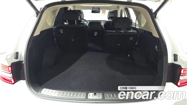 2024 Genesis GV80 2.5T Gasoline AWD Sold VIN KMTHA81BDRU208664 – exterior detail