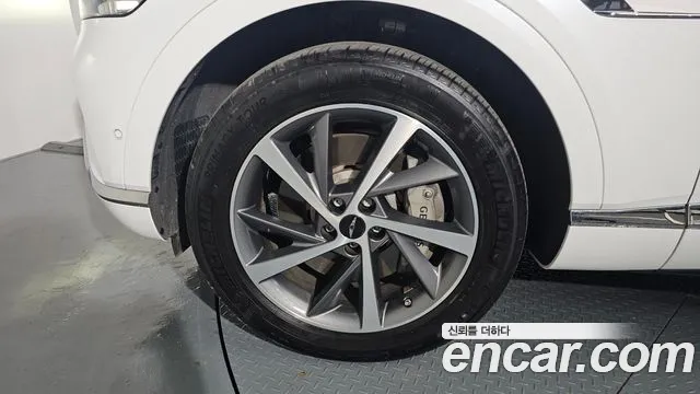 2024 Genesis GV80 2.5T Gasoline AWD Sold VIN KMTHA81BDRU209407 – side profile