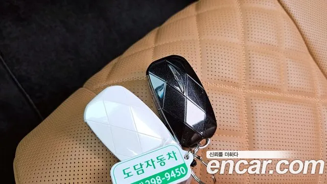 2024 Genesis GV80 2.5T Gasoline AWD Sold VIN KMTHA81BDRU220989 – exterior detail