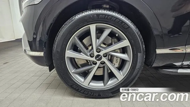2024 Genesis GV80 2.5T Gasoline AWD Sold VIN KMTHA81BDRU225116 – exterior detail 2024 Genesis GV80 2.5T Gasoline AWD Sold VIN KMTHA81BDRU225116 – exterior detail