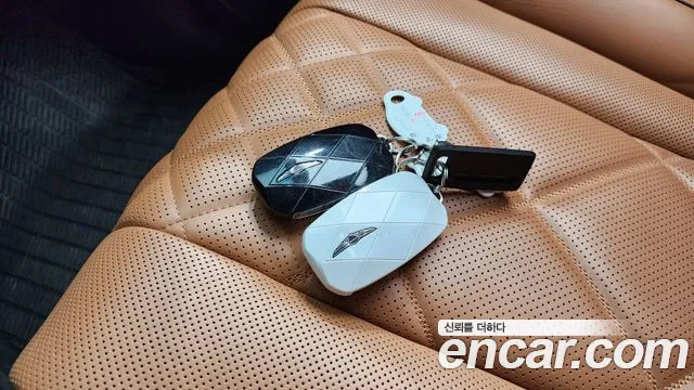 2024 Genesis GV80 2.5T Gasoline AWD Sold VIN KMTHA81BDRU236904 – interior seats