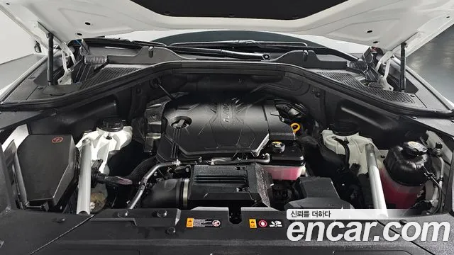 2025 Genesis GV80 2.5T Gasoline AWD Sold VIN KMTHA81BDSU281290 – exterior detail