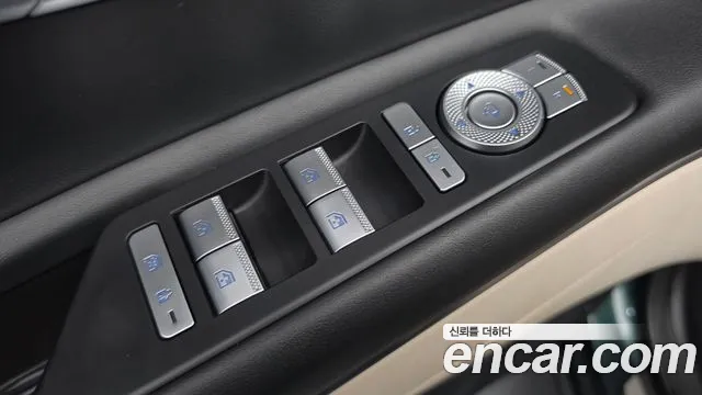 2020 Genesis GV80 3.0 Diesel AWD Sold VIN KMTHB81DDLU015677 – interior seats