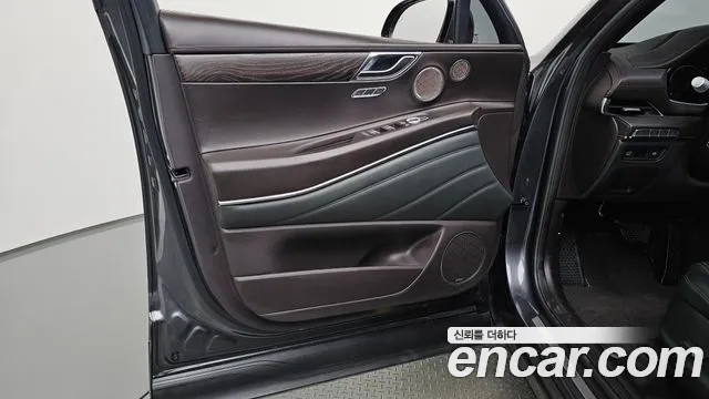 2020 Genesis GV80 3.0 Diesel AWD Sold VIN KMTHB81DDLU033597 – rear exterior 2020 Genesis GV80 3.0 Diesel AWD Sold VIN KMTHB81DDLU033597 – rear exterior