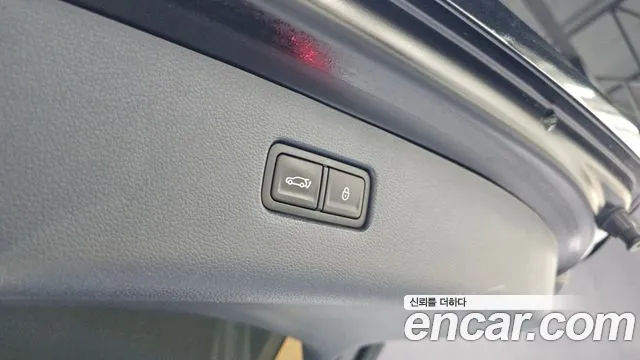 2022 Genesis GV80 3.0 Diesel AWD Sold VIN KMTHB81DDNU101865 – trunk area