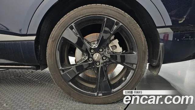 2020 Genesis GV80 3.5T Gasoline AWD Sold VIN KMTHC81CDLU024056 – trunk area 2020 Genesis GV80 3.5T Gasoline AWD Sold VIN KMTHC81CDLU024056 – trunk area