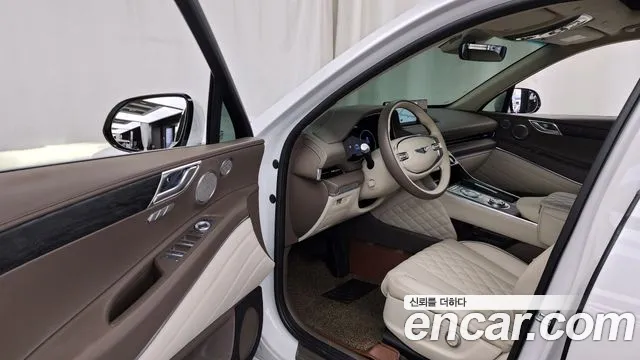 2022 Genesis GV80 3.5T Gasoline AWD Sold VIN KMTHC81CDNU102743 – exterior detail 2022 Genesis GV80 3.5T Gasoline AWD Sold VIN KMTHC81CDNU102743 – exterior detail