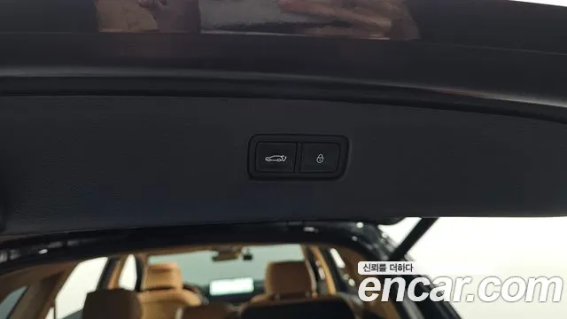 2023 Genesis GV80 3.5T Gasoline AWD Sold VIN KMTHC81CDPU173335 – dashboard