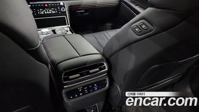 2025 Genesis GV80 3.5T Gasoline AWD Sold VIN KMTHC81CDSU292548 – interior seats