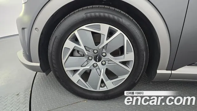 2022 Genesis GV60 Standard VIN KMTKB81AFNU002618