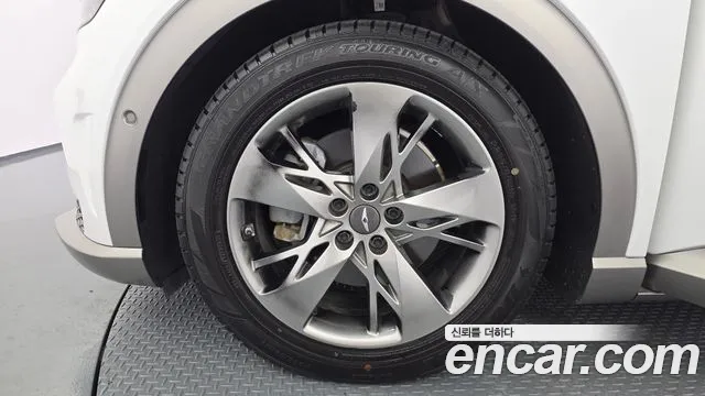 2022 Genesis GV60 Standard Sold VIN KMTKB81AFNU005479 – exterior detail 2022 Genesis GV60 Standard Sold VIN KMTKB81AFNU005479 – exterior detail