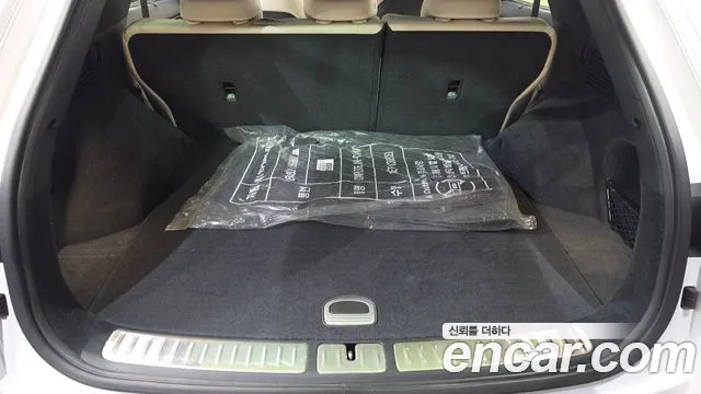 2022 Genesis Electrified GV70 e-AWD Sold VIN KMTMA811PNU000452 – exterior detail 2022 Genesis Electrified GV70 e-AWD Sold VIN KMTMA811PNU000452 – exterior detail