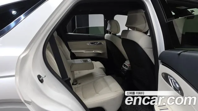 2022 Genesis Electrified GV70 e-AWD Sold VIN KMTMA811PNU000452 – undercarriage 2022 Genesis Electrified GV70 e-AWD Sold VIN KMTMA811PNU000452 – undercarriage
