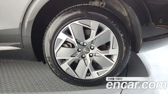 2022 Genesis Electrified GV70 e-AWD Sold VIN KMTMA811PNU000456 – photo 28