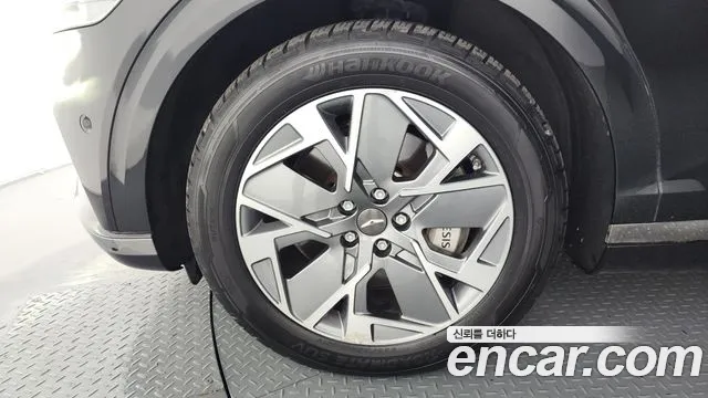 2022 Genesis Electrified GV70 e-AWD Sold VIN KMTMA811PNU000456 – photo 30
