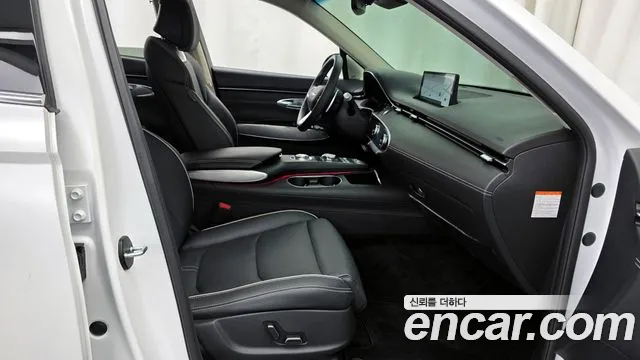 2022 Genesis Electrified GV70 e-AWD Sold VIN KMTMA811PNU006959 – interior seats 2022 Genesis Electrified GV70 e-AWD Sold VIN KMTMA811PNU006959 – interior seats
