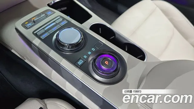 2024 Genesis Electrified GV70 e-AWD Sold VIN KMTMA811PRU008092 – dashboard