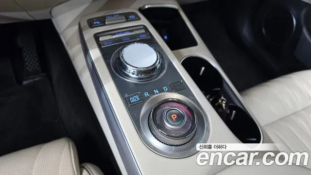 2021 Genesis GV70 2.5T Gasoline 2WD Sold VIN KMTMA81BBMU009039 – trunk area