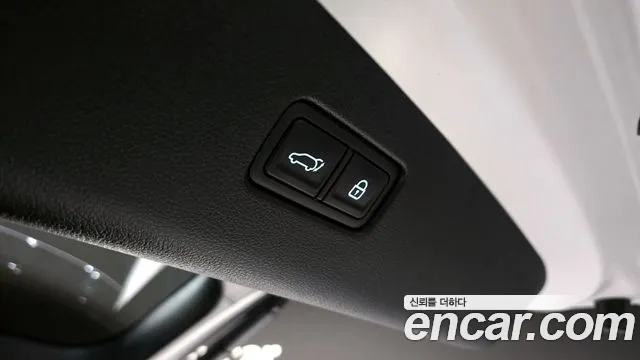 2021 Genesis GV70 2.5T Gasoline 2WD Sold VIN KMTMA81BBMU011889 – photo 14 2021 Genesis GV70 2.5T Gasoline 2WD Sold VIN KMTMA81BBMU011889 – photo 14