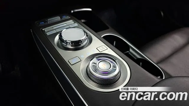 2021 Genesis Gv70 2.5t Gasoline 2wd Sold VIN KMTMA81BBMU013185 – front exterior 2021 Genesis Gv70 2.5t Gasoline 2wd Sold VIN KMTMA81BBMU013185 – front exterior